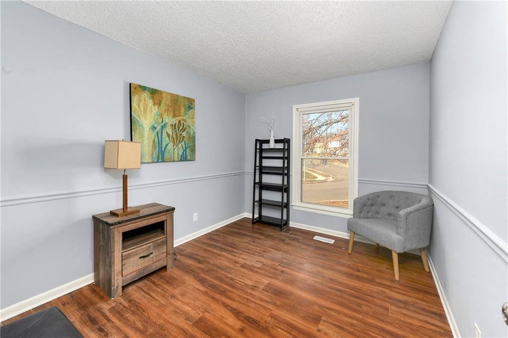 15709 W 127th Terrace — photo 13