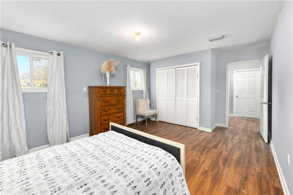 15709 W 127th Terrace — photo 24