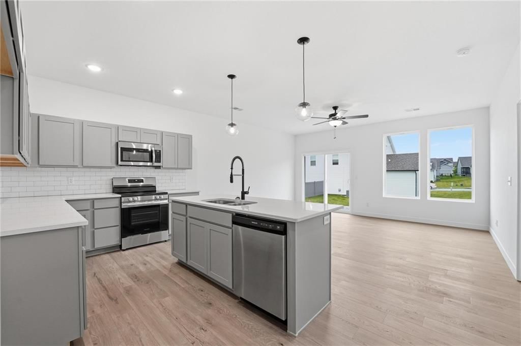 27313 Acacia Drive — photo 3