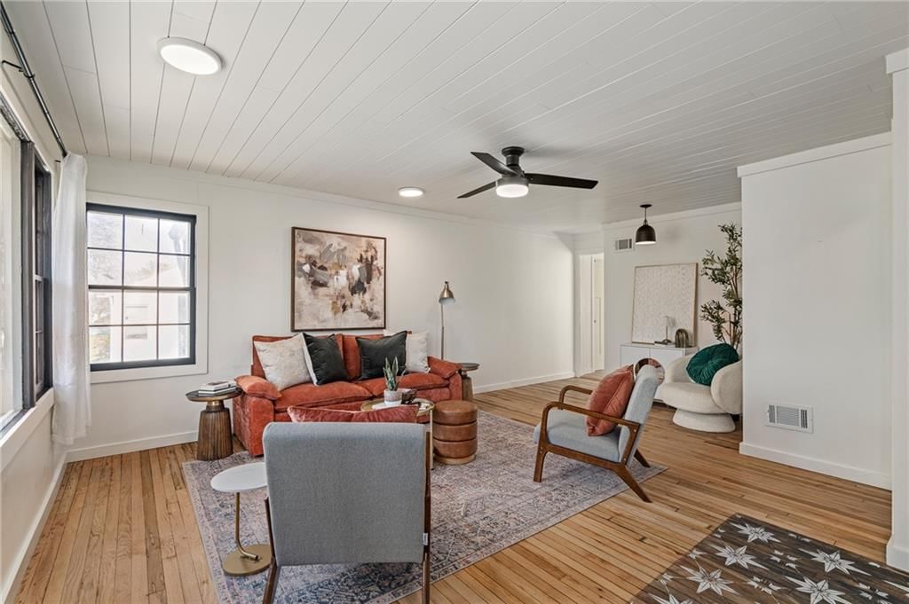 8133 Woodward Street — photo 10