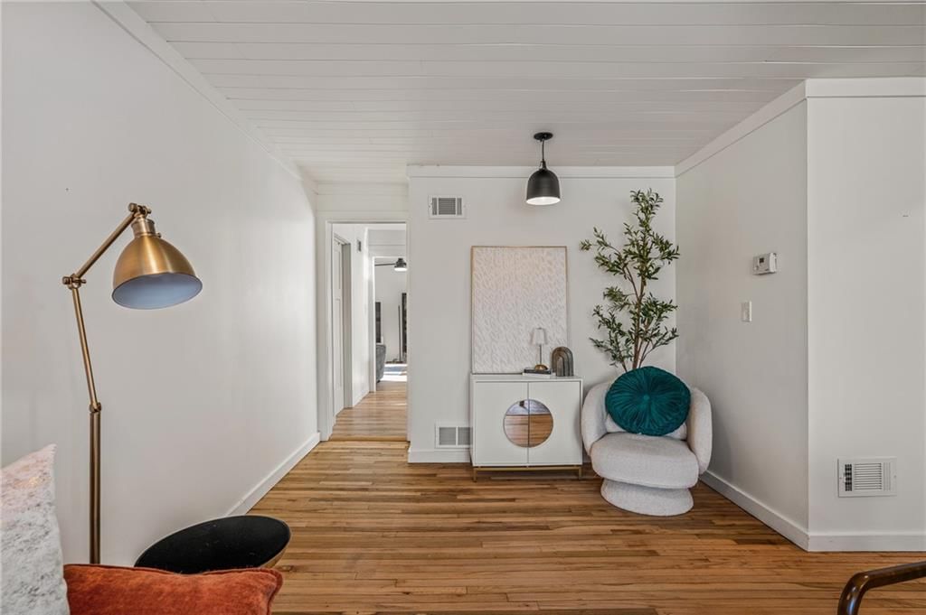 8133 Woodward Street — photo 16