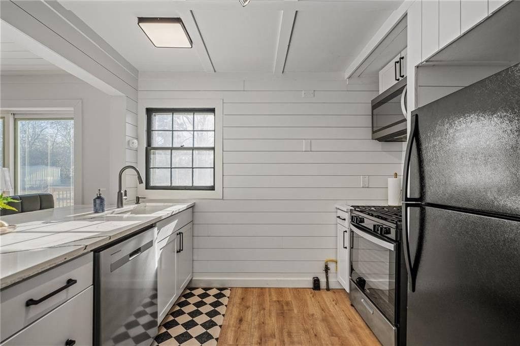 8133 Woodward Street — photo 27