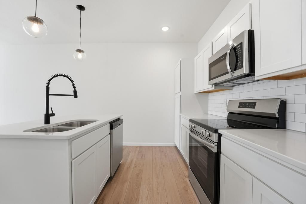 27317 Acacia Drive — photo 4