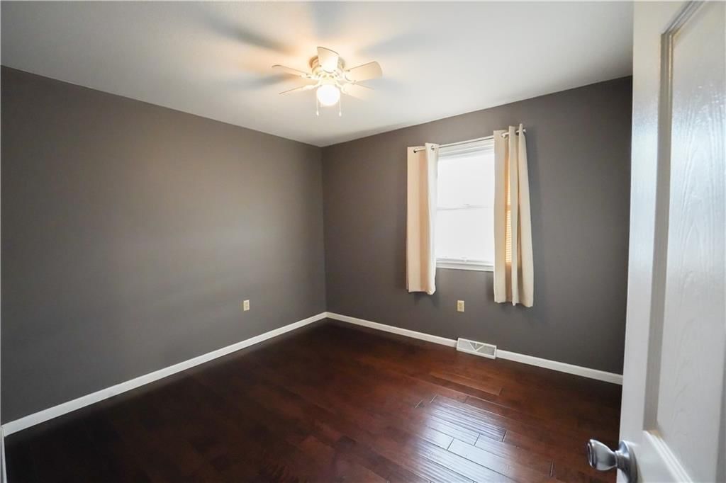 1112 Vest Drive — photo 8