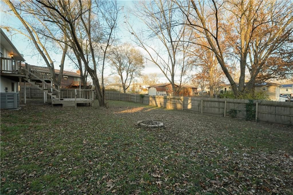 1112 Vest Drive — photo 13