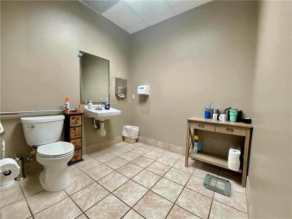 1201 NW North Ridge Drive — photo 8