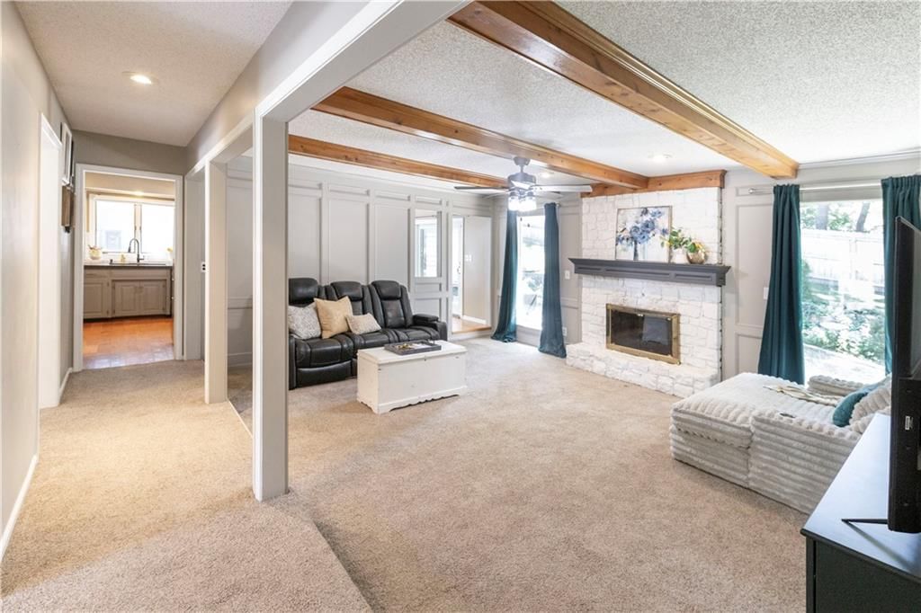 1602 NW Weatherstone Lane — photo 6