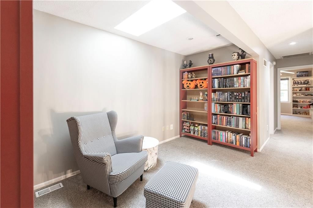 1602 NW Weatherstone Lane — photo 30