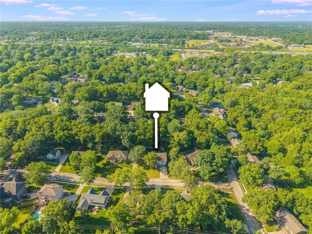 1602 NW Weatherstone Lane — photo 61
