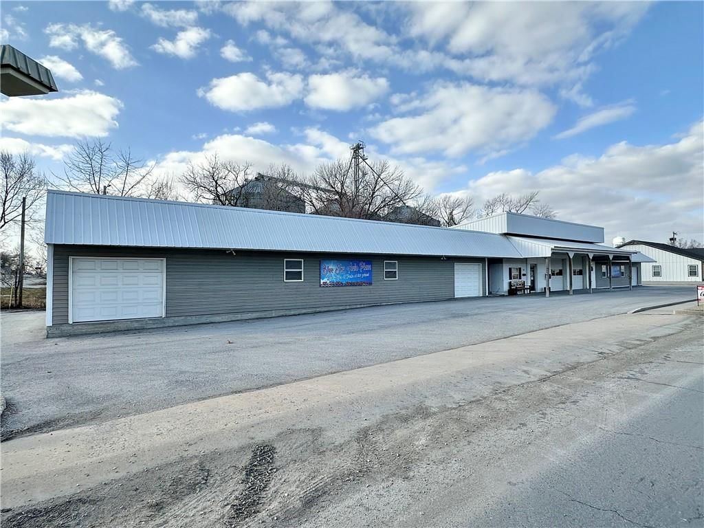 104 N Orange Street — photo 3