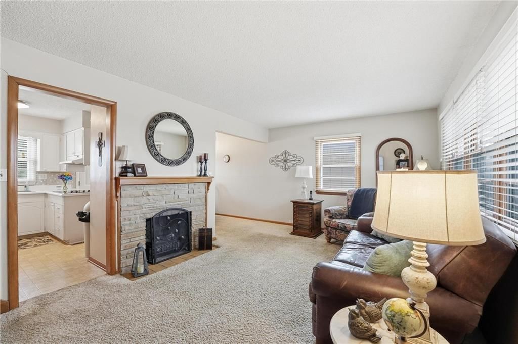 4411 Sterling Avenue — photo 10