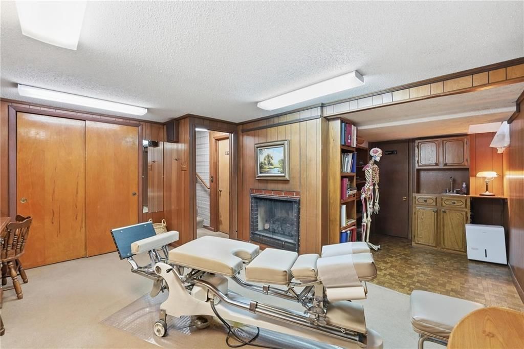 4411 Sterling Avenue — photo 34