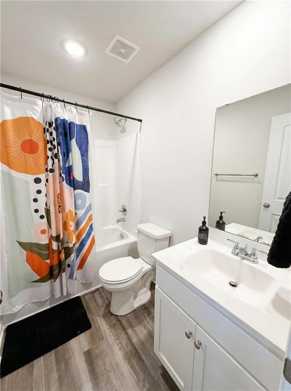 725 Connor Street — photo 16