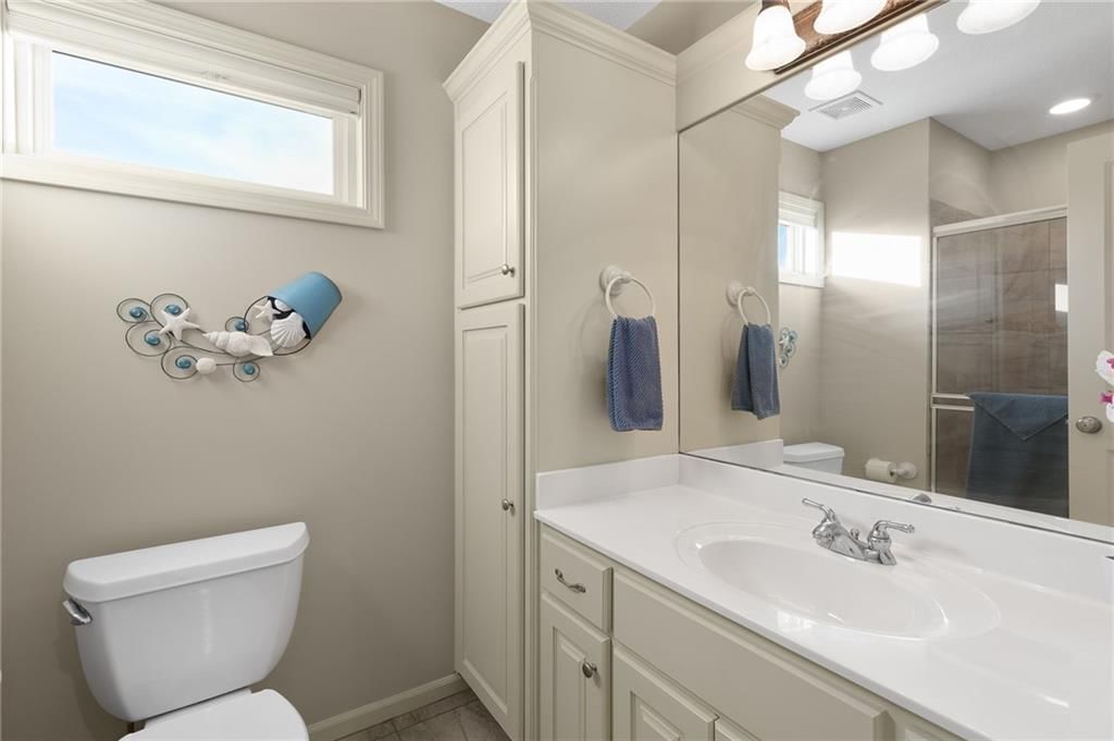 18125 Windsor Drive — photo 47