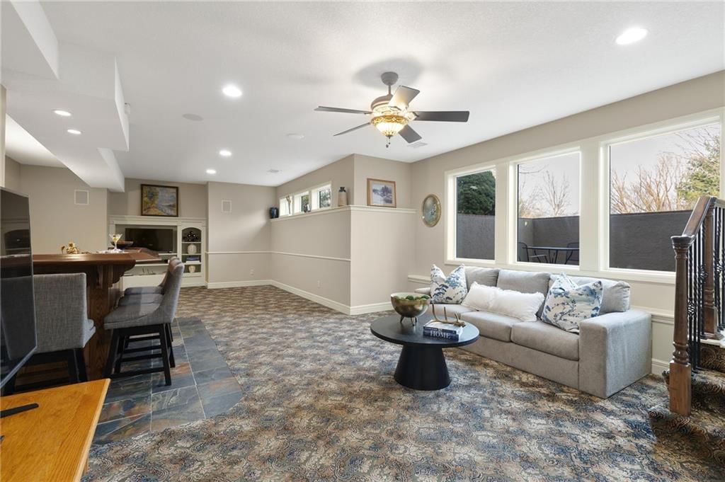 18125 Windsor Drive — photo 49