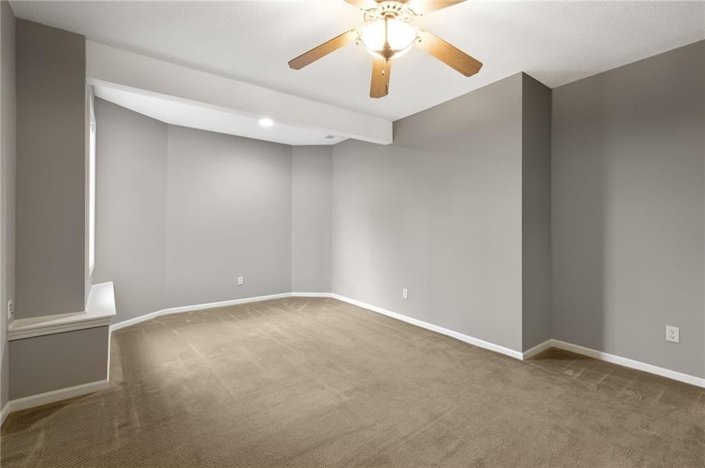 18125 Windsor Drive — photo 58