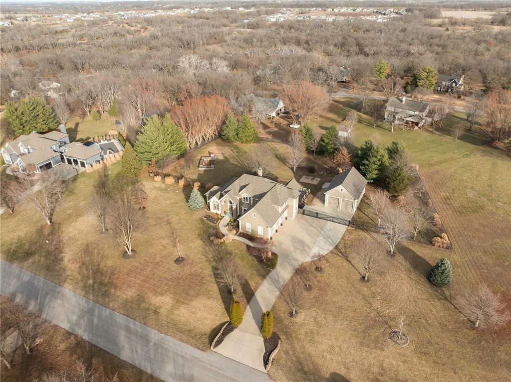 18125 Windsor Drive — photo 82