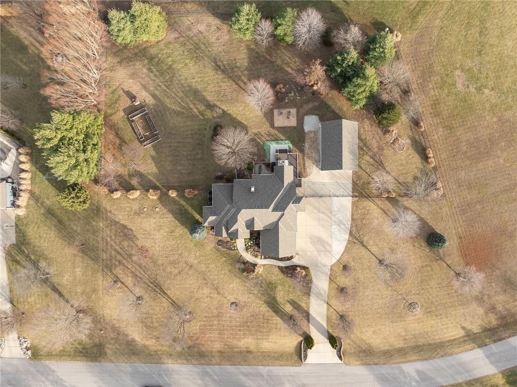 18125 Windsor Drive — photo 86
