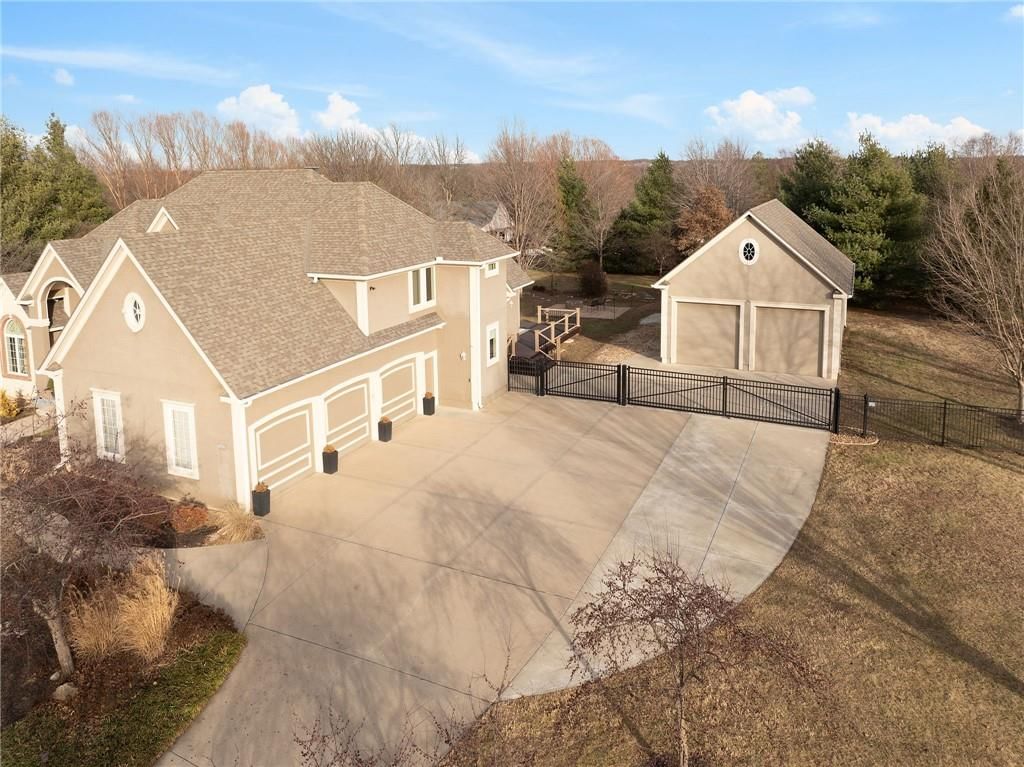 18125 Windsor Drive — photo 89