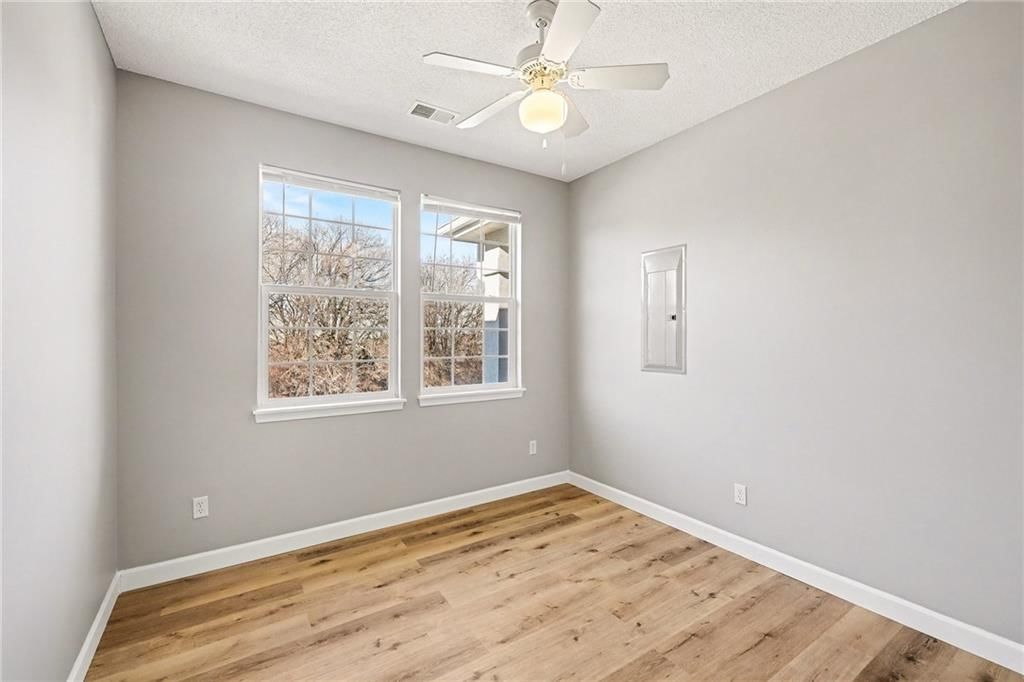 15963 S CRESTVIEW Drive — photo 11