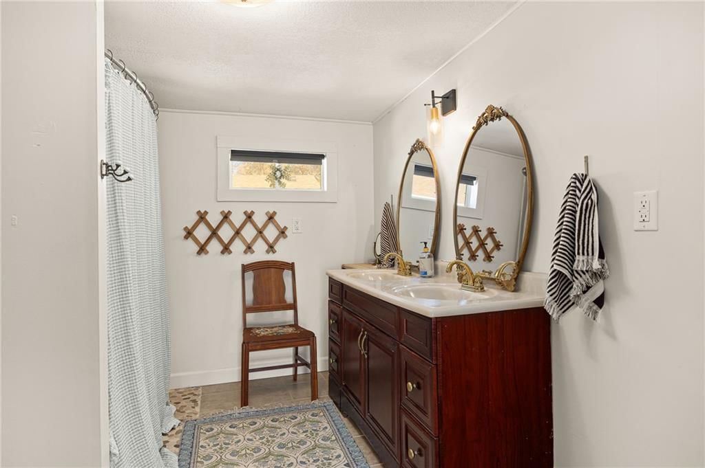 2215 Eugene Field Avenue — photo 23