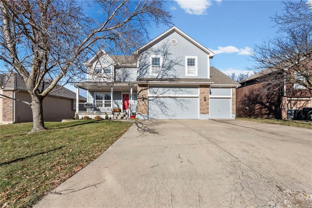 517 NE Hans Drive, Blue Springs, MO