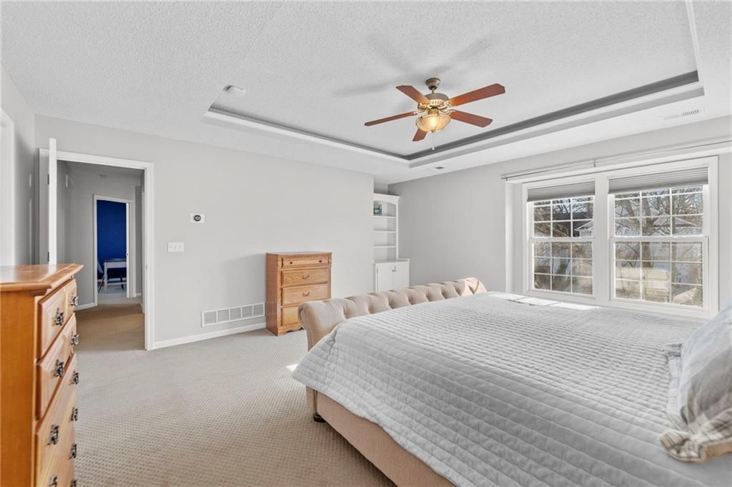 517 NE Hans Drive — photo 16