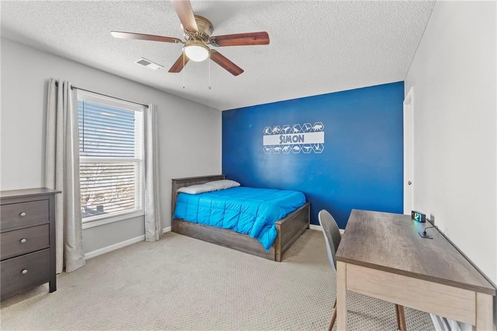 517 NE Hans Drive — photo 21
