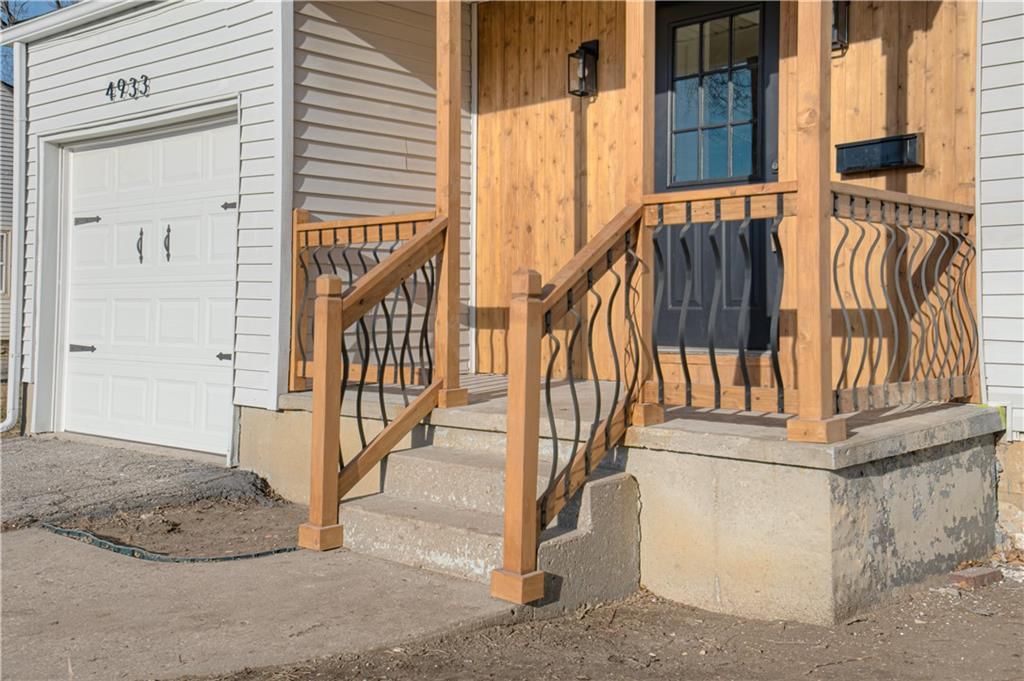 4933 Parish Drive — photo 2