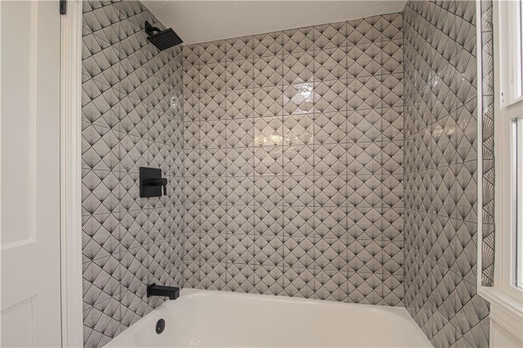 4933 Parish Drive — photo 10