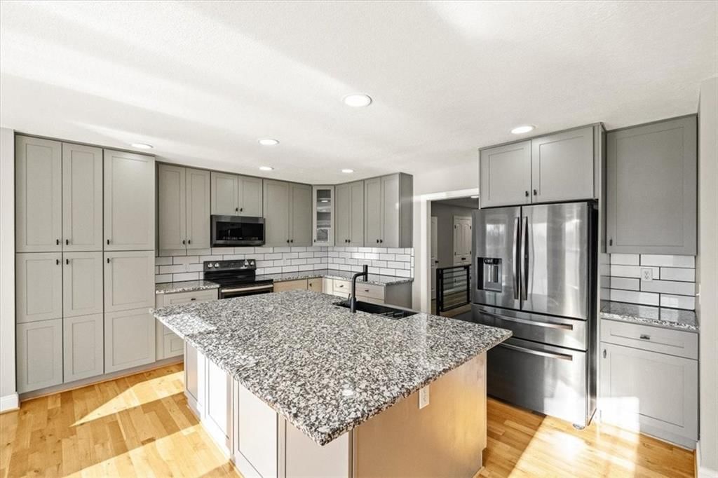 604 Canyon Drive — photo 10