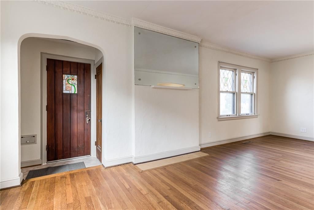 1005 W 77 Terrace — photo 4