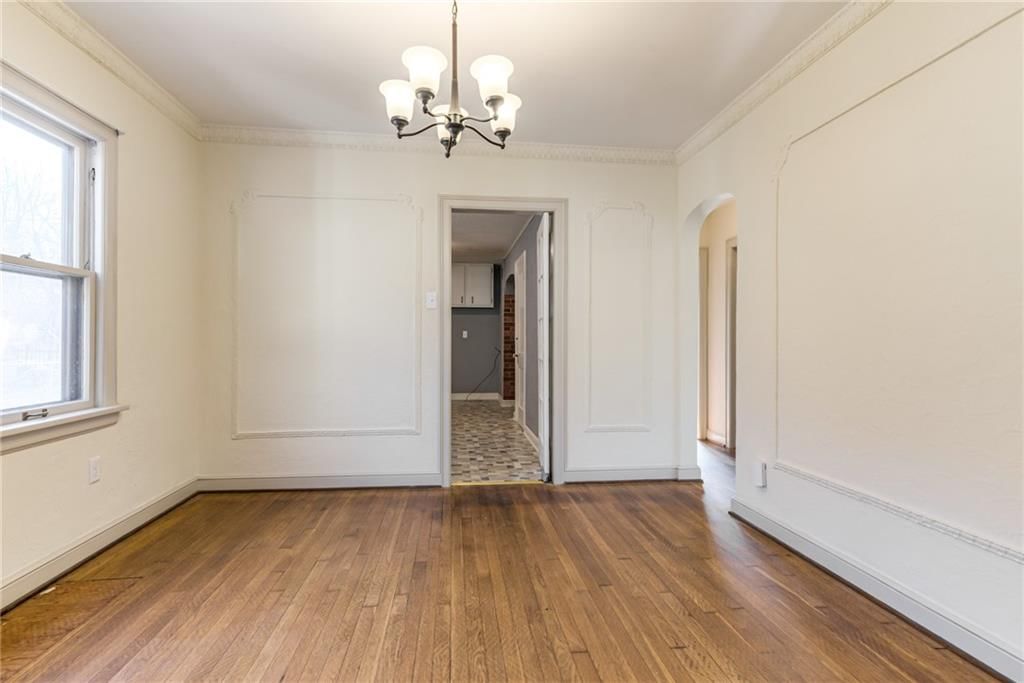 1005 W 77 Terrace — photo 8
