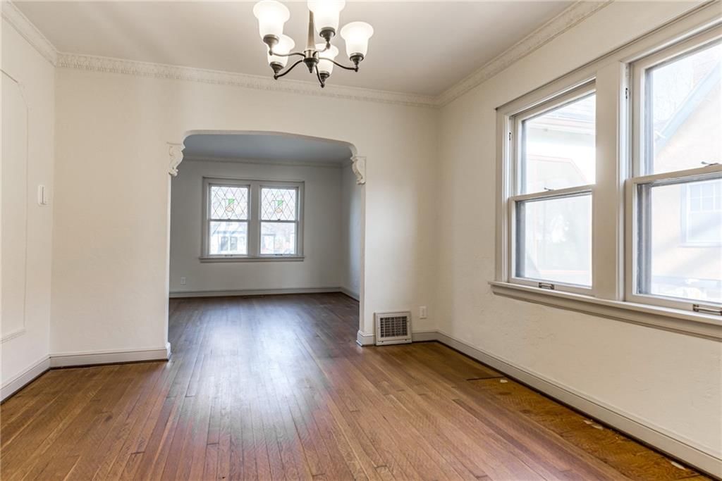 1005 W 77 Terrace — photo 9