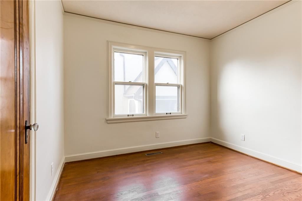 1005 W 77 Terrace — photo 16
