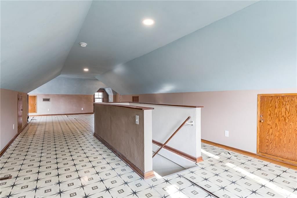 1005 W 77 Terrace — photo 25