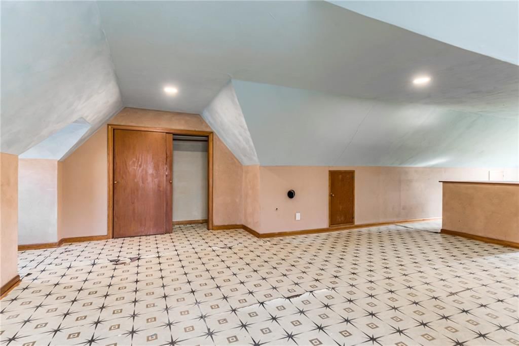 1005 W 77 Terrace — photo 28