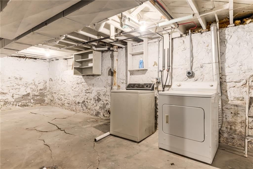 1005 W 77 Terrace — photo 32