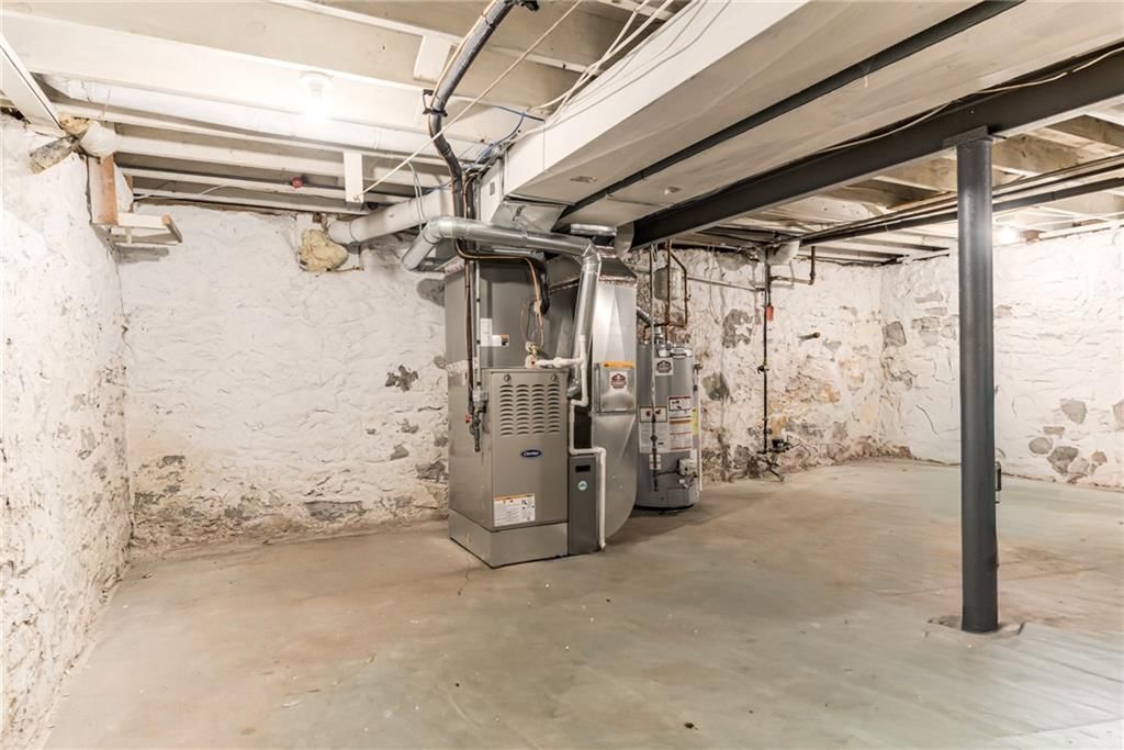 1005 W 77 Terrace — photo 33