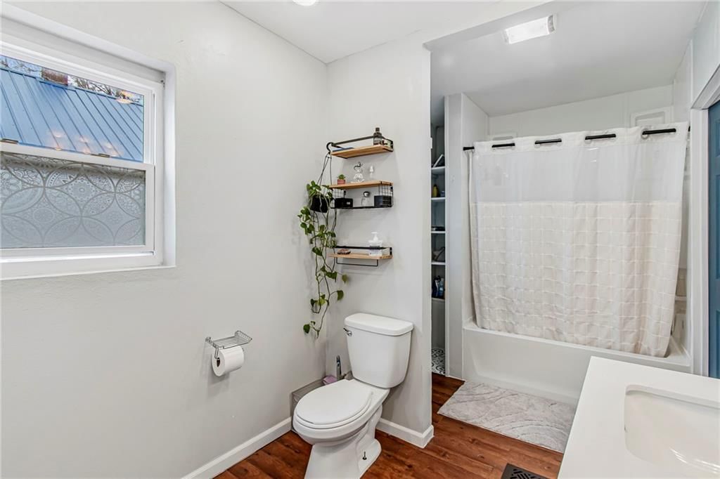 209 S Folger Street — photo 13