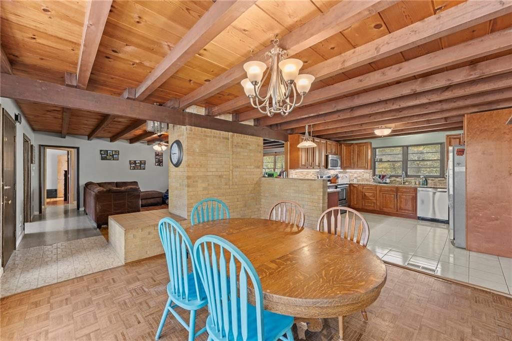 8552 Lafayette Avenue — photo 11