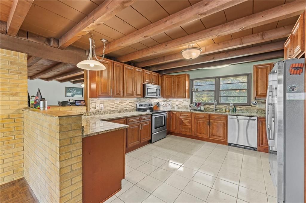 8552 Lafayette Avenue — photo 12