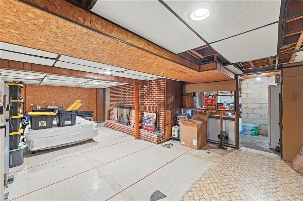 8552 Lafayette Avenue — photo 30