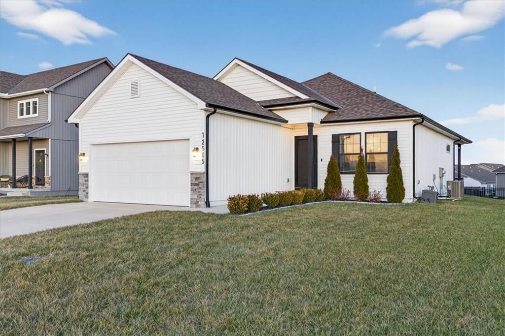 12505 S Woodlawn Drive — photo 2