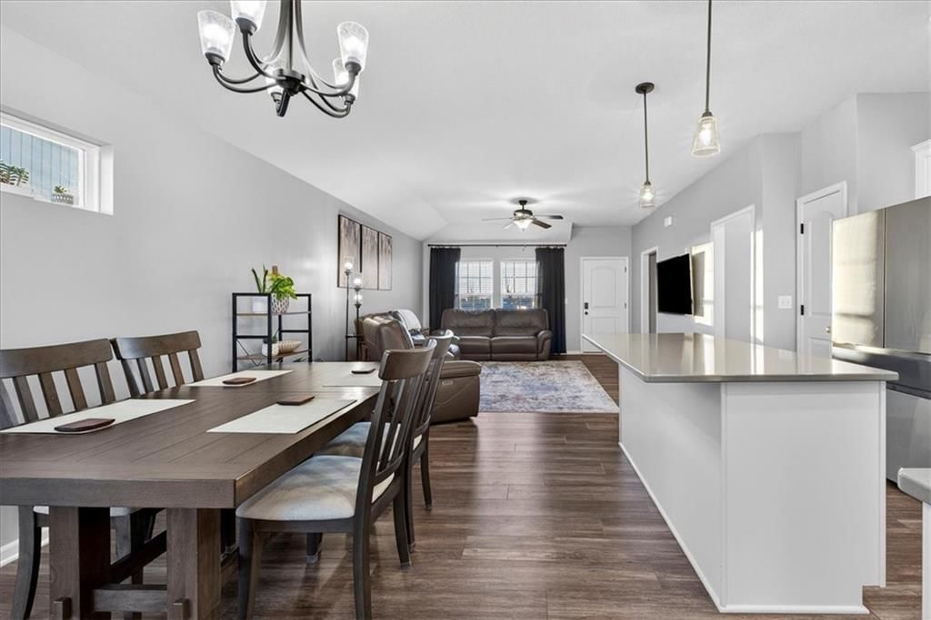 12505 S Woodlawn Drive — photo 12