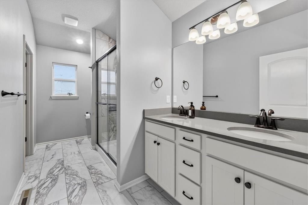 12505 S Woodlawn Drive — photo 16