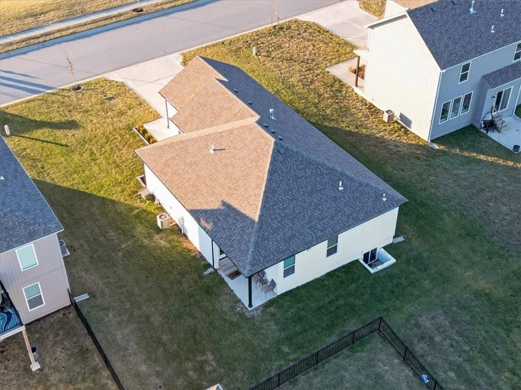 12505 S Woodlawn Drive — photo 38