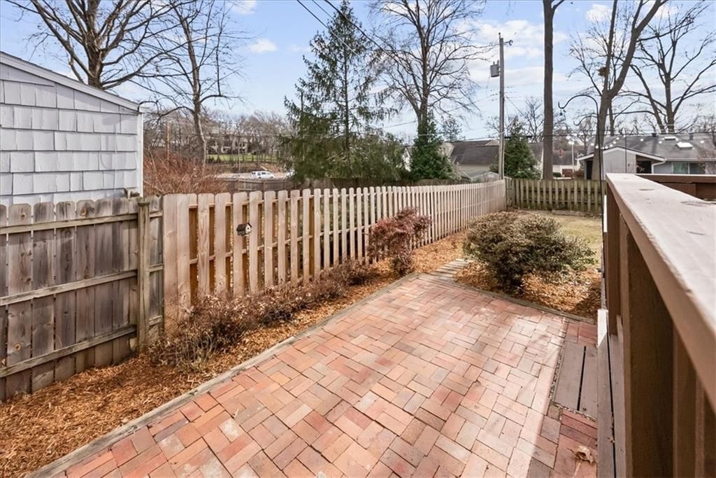 3913 W 67th Terrace — photo 35