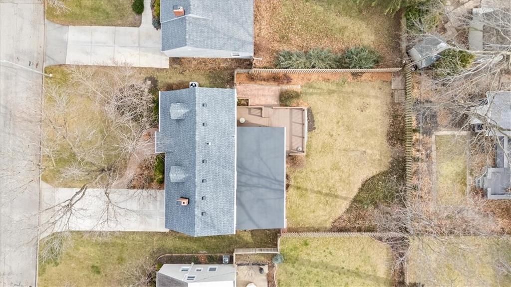 3913 W 67th Terrace — photo 39