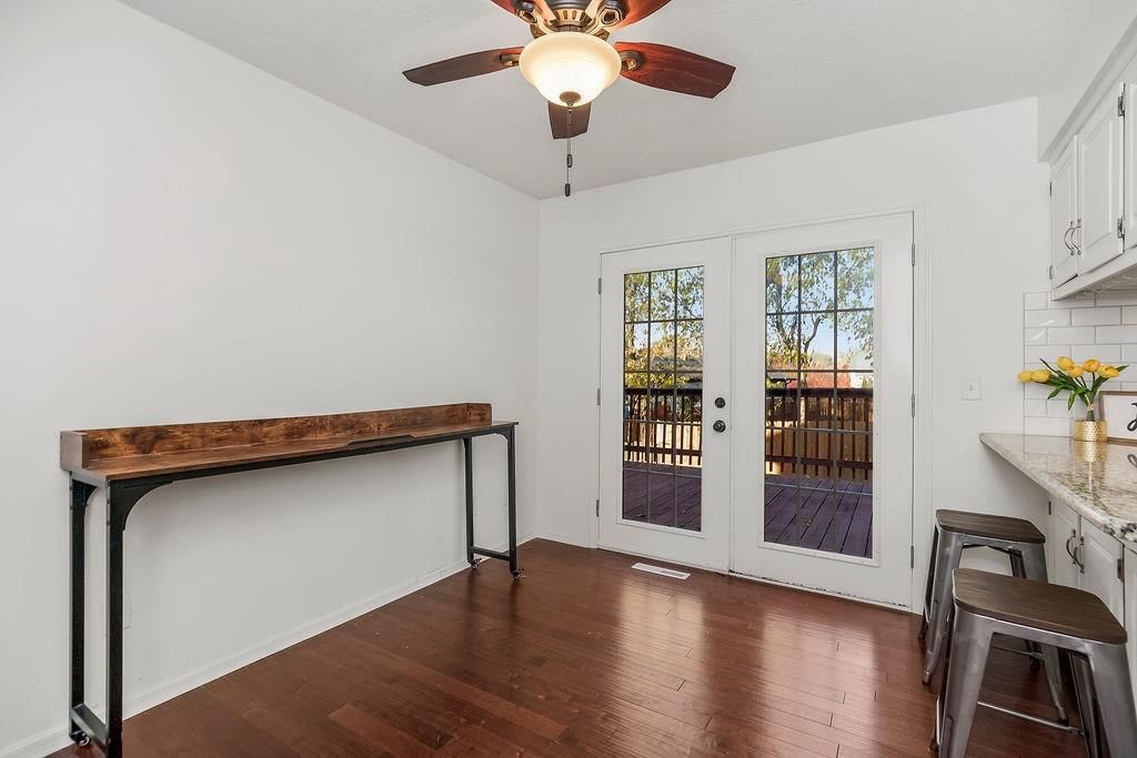 514 SW Raintree Drive — photo 13